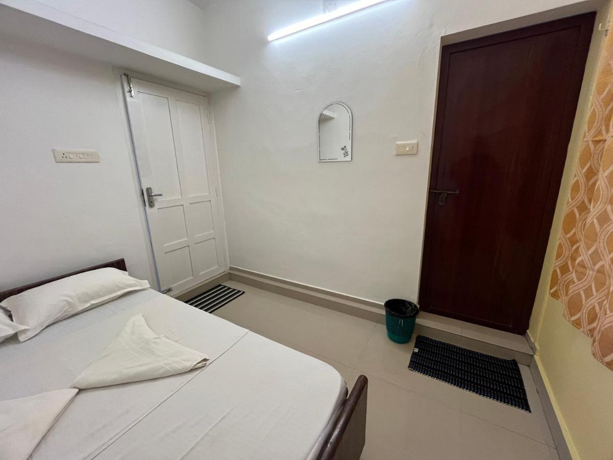 Segundo Home Kochi Екстериор снимка