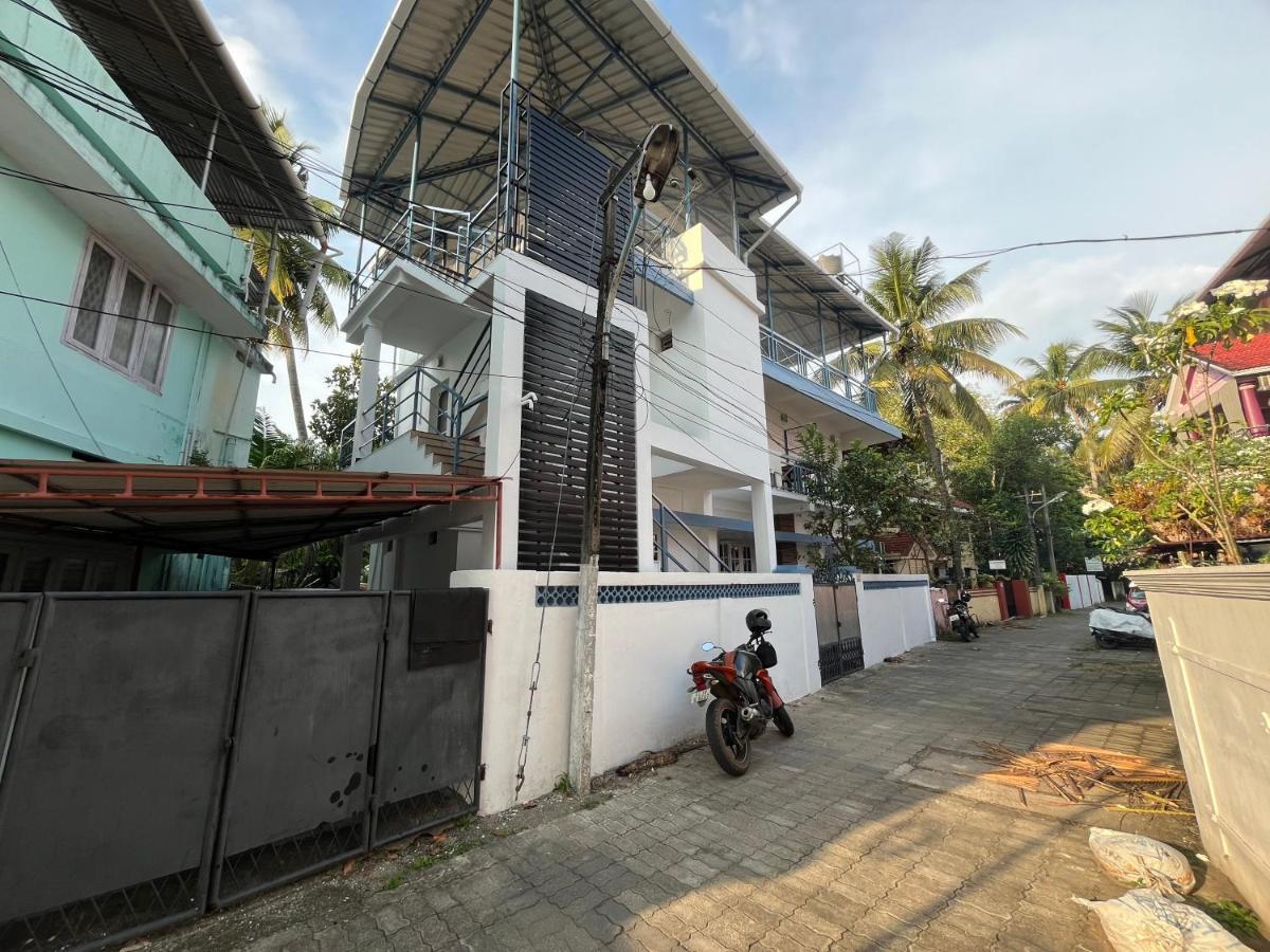 Segundo Home Kochi Екстериор снимка