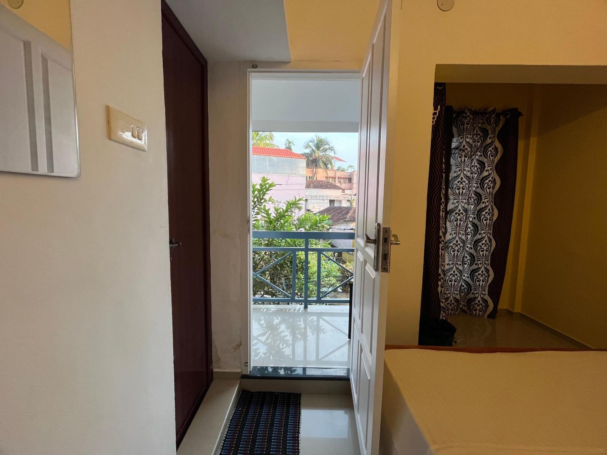 Segundo Home Kochi Екстериор снимка